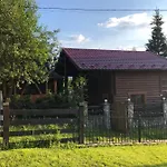 Skarbivka 여관 *
