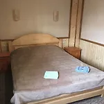 여관 Skarbivka *