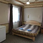여관 Skarbivka *