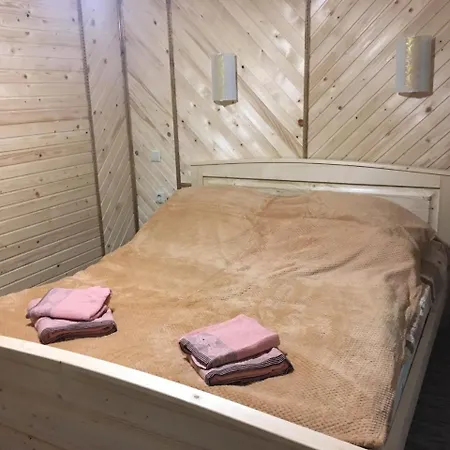 אורחן Skarbivka *