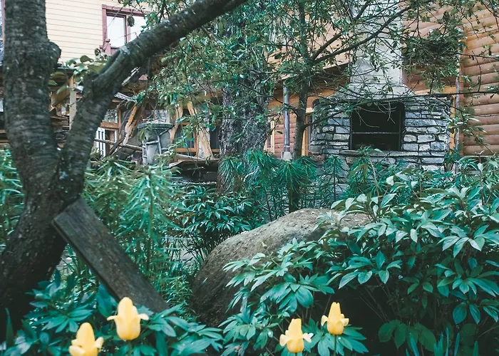 Skarbivka Inn *