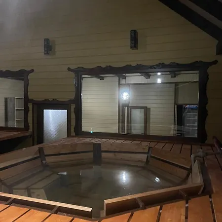 Skarbivka Kro Vorokhta